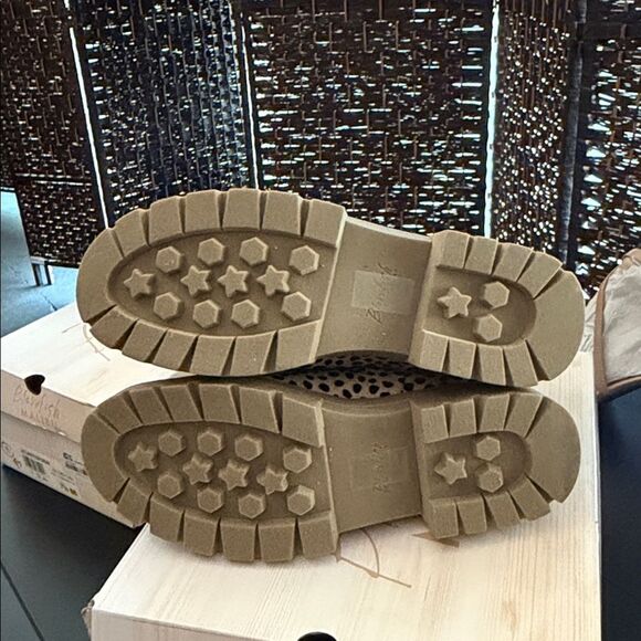 Blowfish Kids Chassy Bootie Sand Leo - Picture 6 of 6